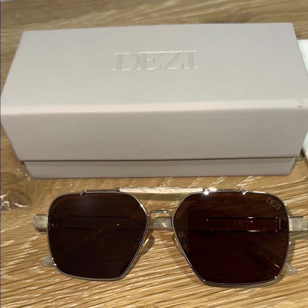 DEZI EZ Sunglasses